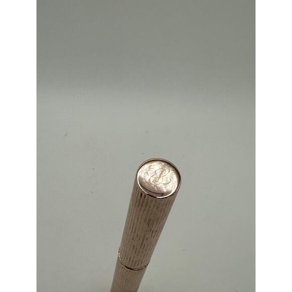 Estee Lauder Pure Color Explicit Slick Shine Lipstick- Shhh 0.6 g - Picture 5 of 9